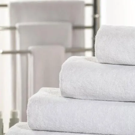 Refresh Boutique - Central Point Gasthuis 4*