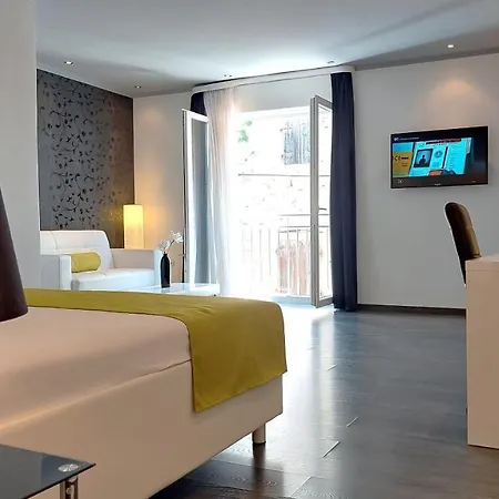 Penzion Refresh Boutique - Central Point 4*