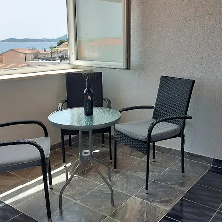 Vendégház Refresh Boutique - Central Point 4*