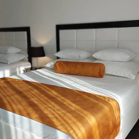 Gasthuis Refresh Boutique - Central Point Vodice