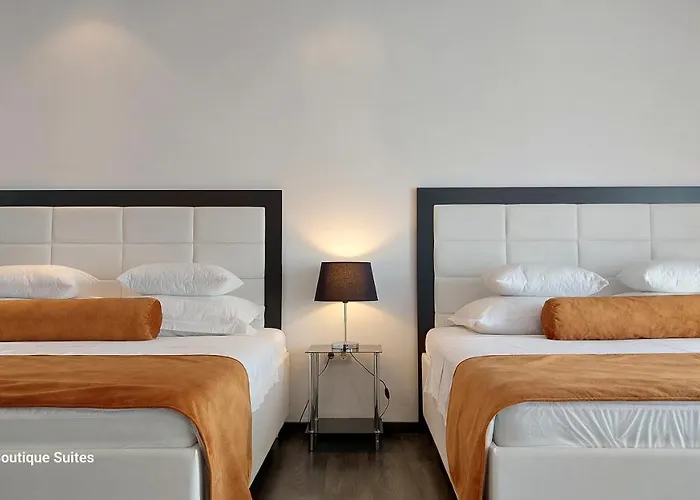 Refresh Boutique - Central Point