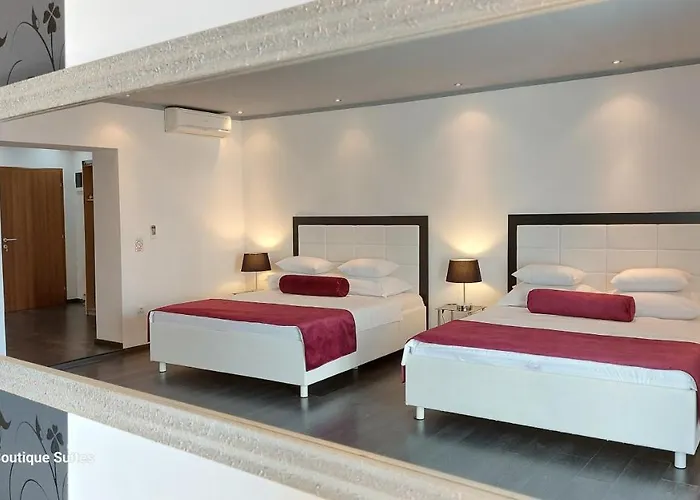 Refresh Boutique - Central Point