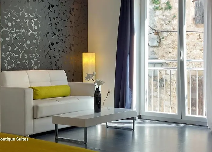 Refresh Boutique - Central Point Gasthuis