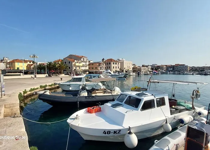 Refresh Boutique - Central Point Vodice