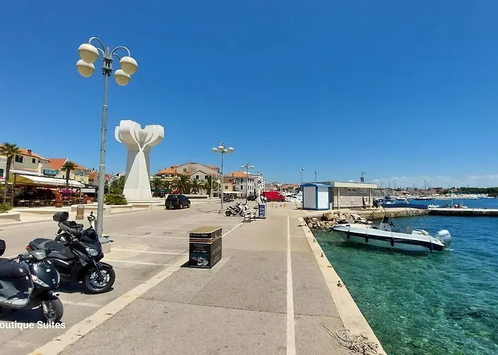 Maison d'hôtes Refresh Boutique - Central Point 4*