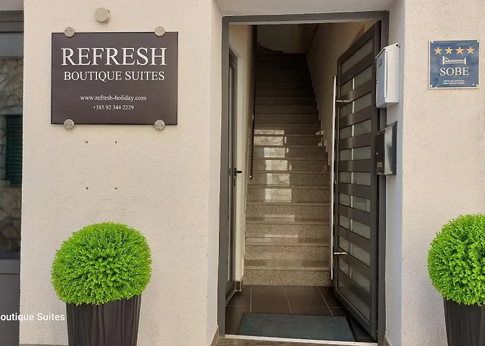 Refresh Boutique - Central Point Gasthuis 4*