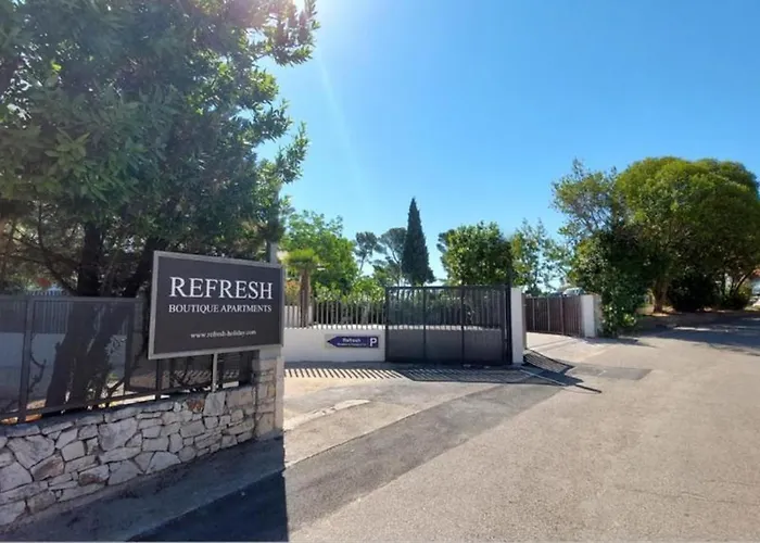 Gasthuis Refresh Boutique - Central Point